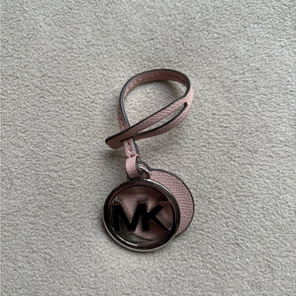 Michael Kors Tote Purse - Picture 4 of 7